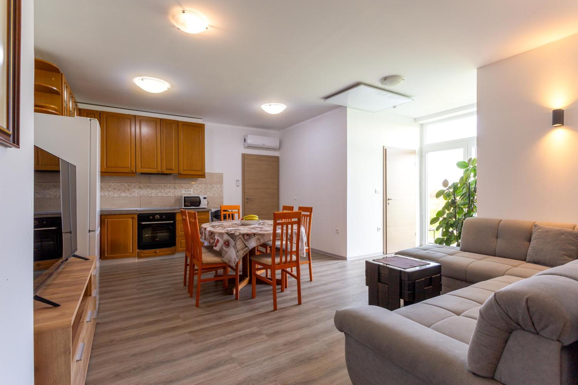 Apartment Apartma Majdas *