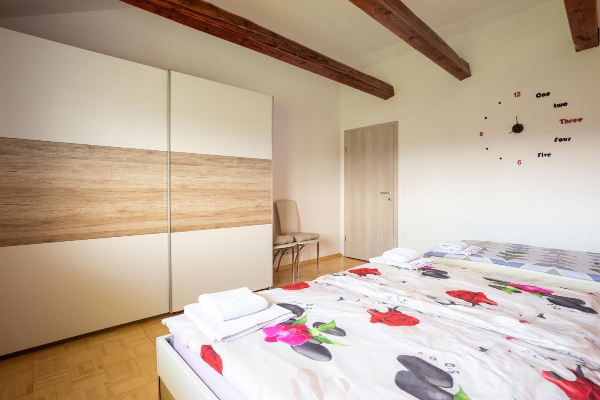Apartma Majdas Loka pri Mengsu